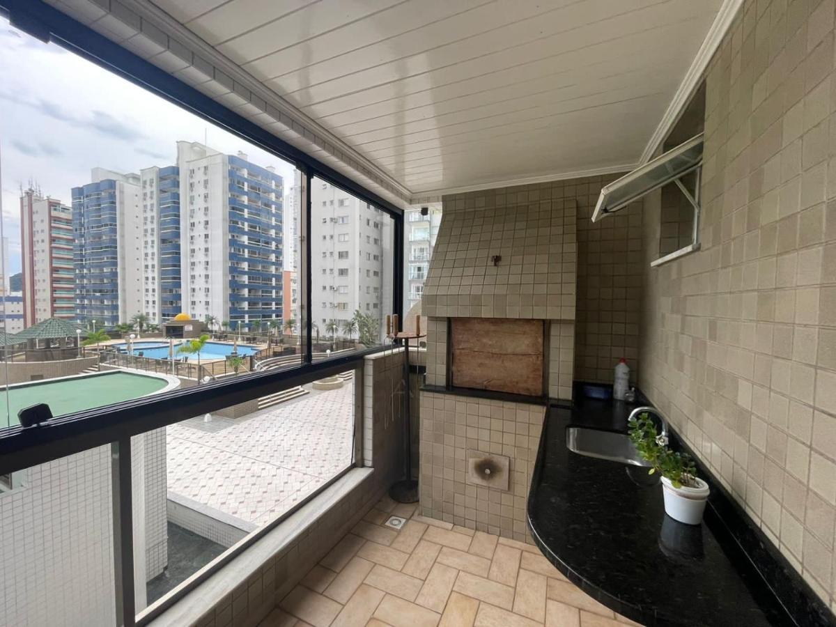 Apto A 30M Da Praia Sobre Shopping Atlantico Balneário Camboriú 外观 照片