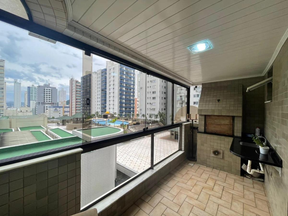 Apto A 30M Da Praia Sobre Shopping Atlantico Balneário Camboriú 外观 照片